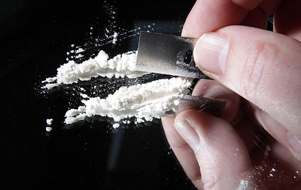 What Does Real Cocaine Look, Smell and Taste Like?